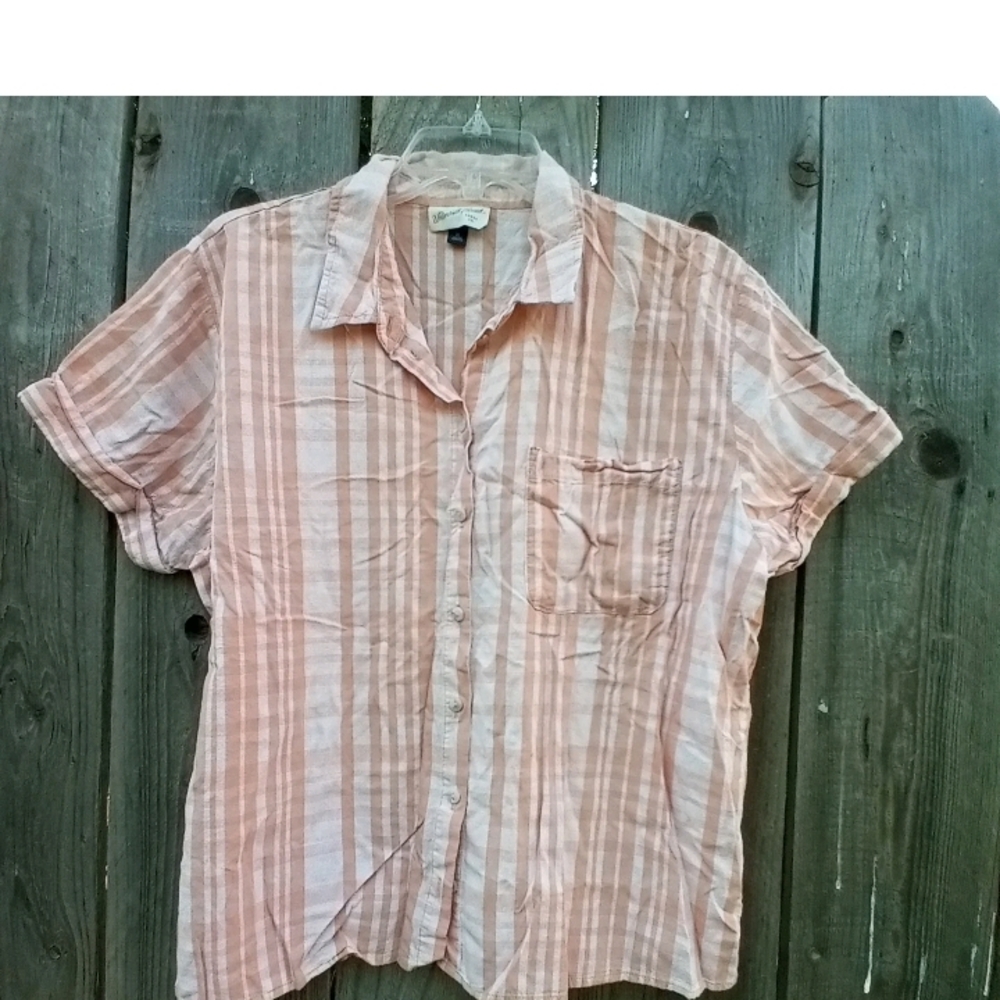 UNIVERSAL THREAD TOP JUNIORS XL PEACH PLAID BUTTON COLLARED SHORT SLEEVE CASUAL